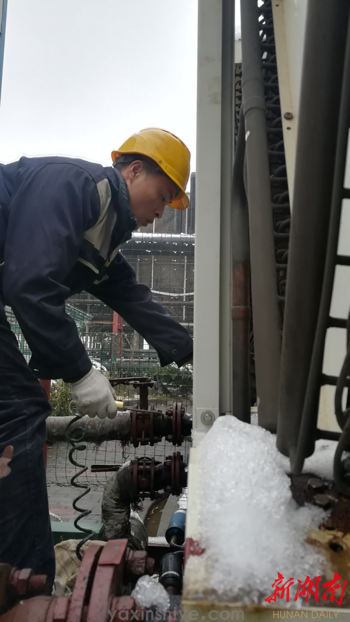 党员刘焕林，，，一个肯钻研、、、有继承的新时代“奉献者(图1)